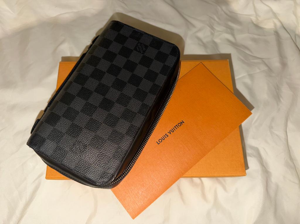 Louis Vuitton Zippy XL Wallet, Leer, Zwart, Zo goed als nieuw, Ophalen