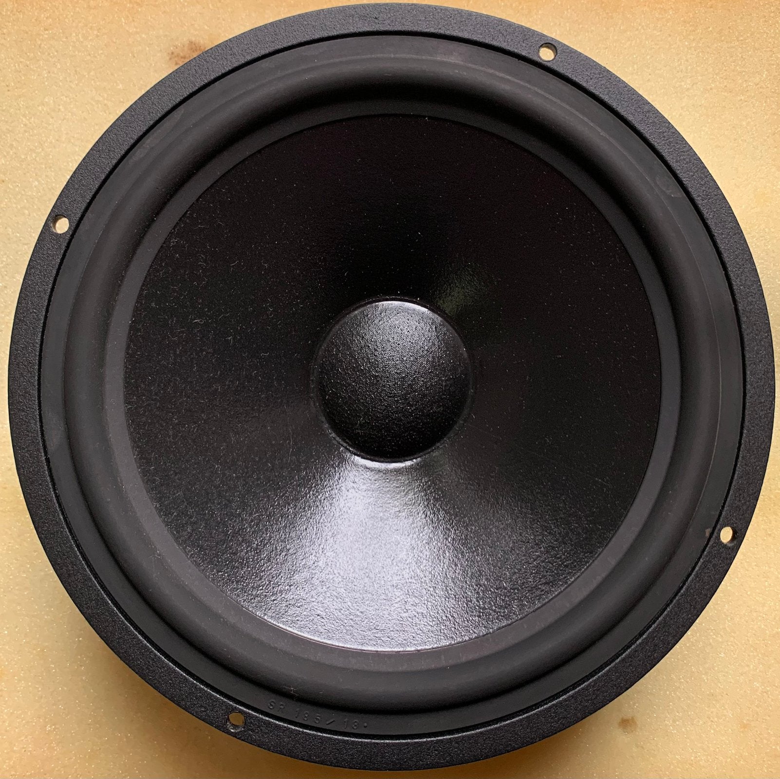 VIFA M21WO-39 08 8 ohm woofer lagetoner unit luidspreker, Overige merken, Stereo speakers, Gebruikt, Ophalen of Verzenden