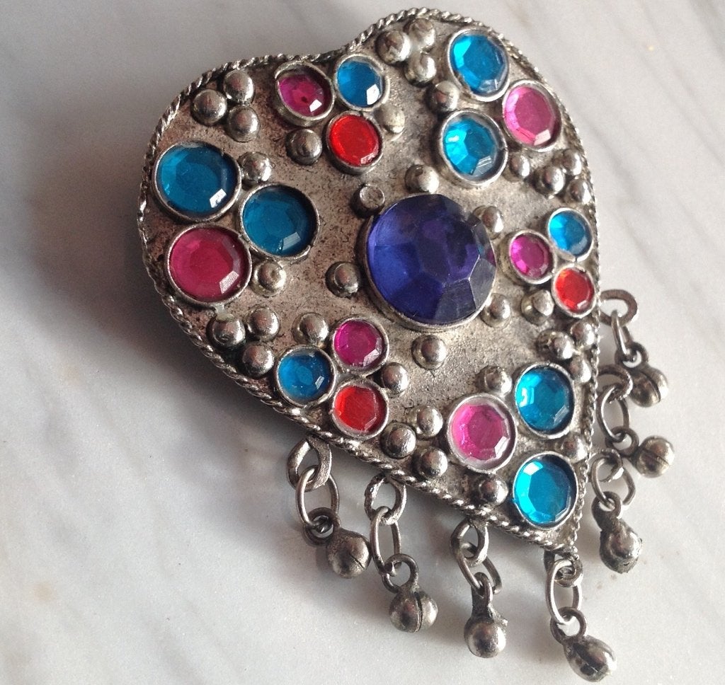 India broche jaren 70 blauw rose stras belletjes hartvorm, Overige materialen, 4 tot 7 cm, Blauw, Ophalen of Verzenden