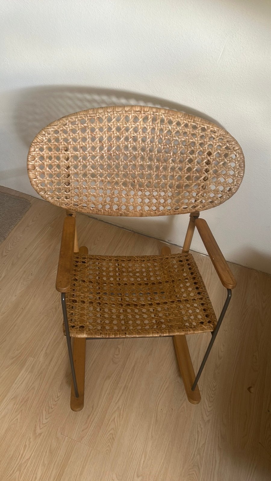 Ikea gronadal schommelstoel / babystoel, Kinderen en Baby's, Kinderkamer | Tafels en Stoelen, Ophalen, Zo goed als nieuw, Stoel(en)