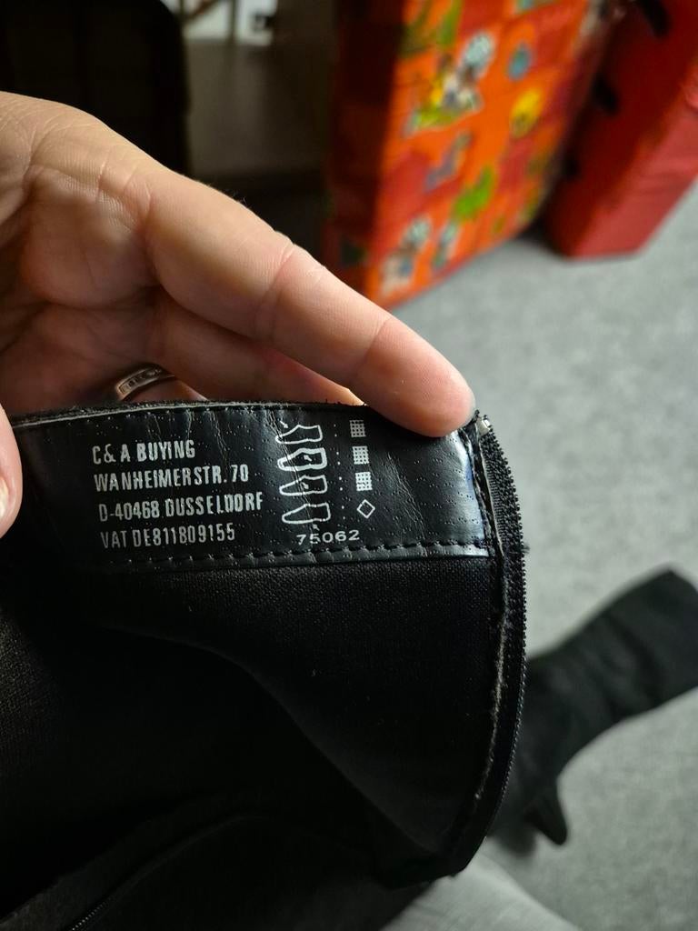 Hoge Laarzen, Kleding | Dames, Hoge laarzen, Zwart, Ophalen of Verzenden, Gedragen