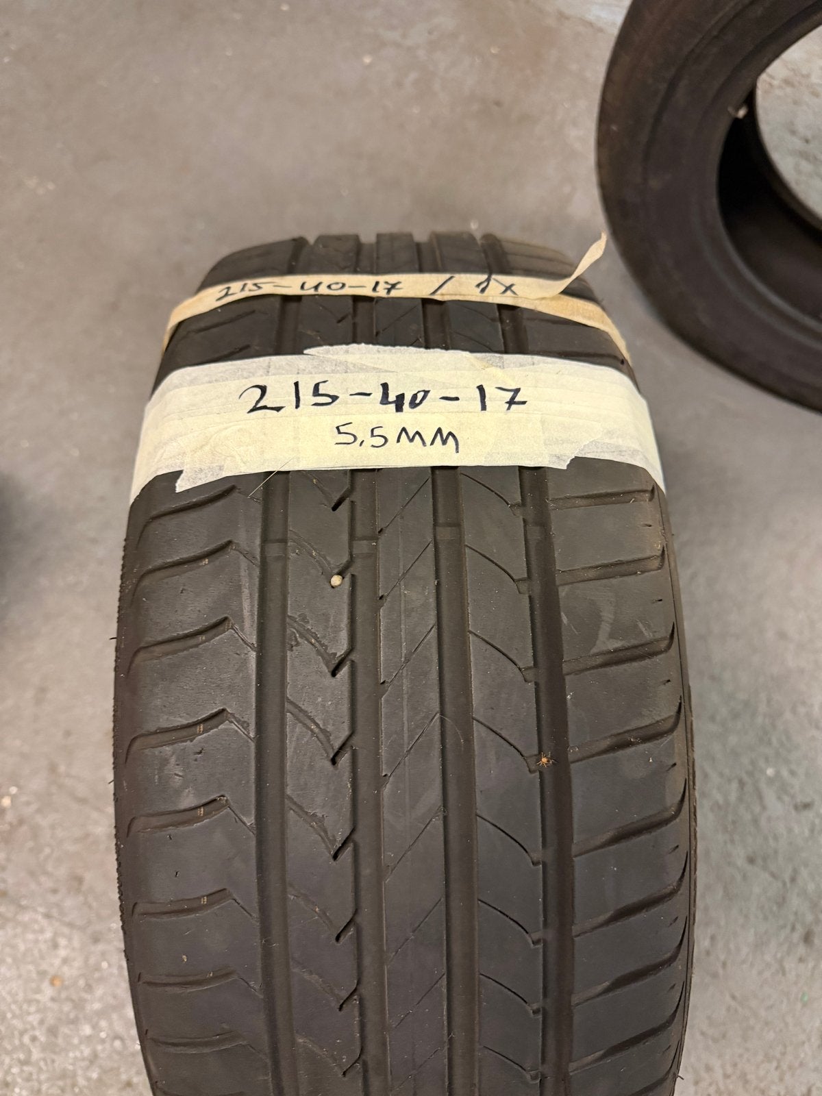 Goodyear Zomerband 215-40-17 met 5.5mm profiel, Auto-onderdelen, Banden en Velgen, Ophalen, 17 inch, Band(en), Personenwagen