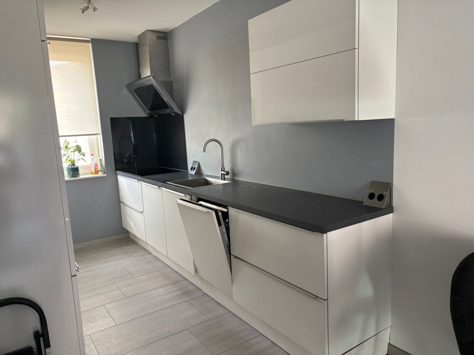 Keuken te koop – Wit hoogglans incl. inbouwapparatuur, Ophalen, Gebruikt, Wit, Dubbelwandige keuken