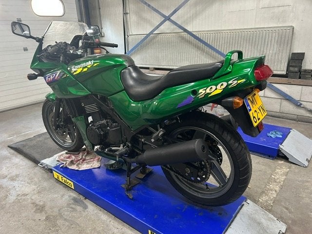 Kawasaki GPZ 500S - Groene Toermotor, Motoren, Info@kawasaki.com, 2 cilinders, Kawasaki, Meer dan 35 kW