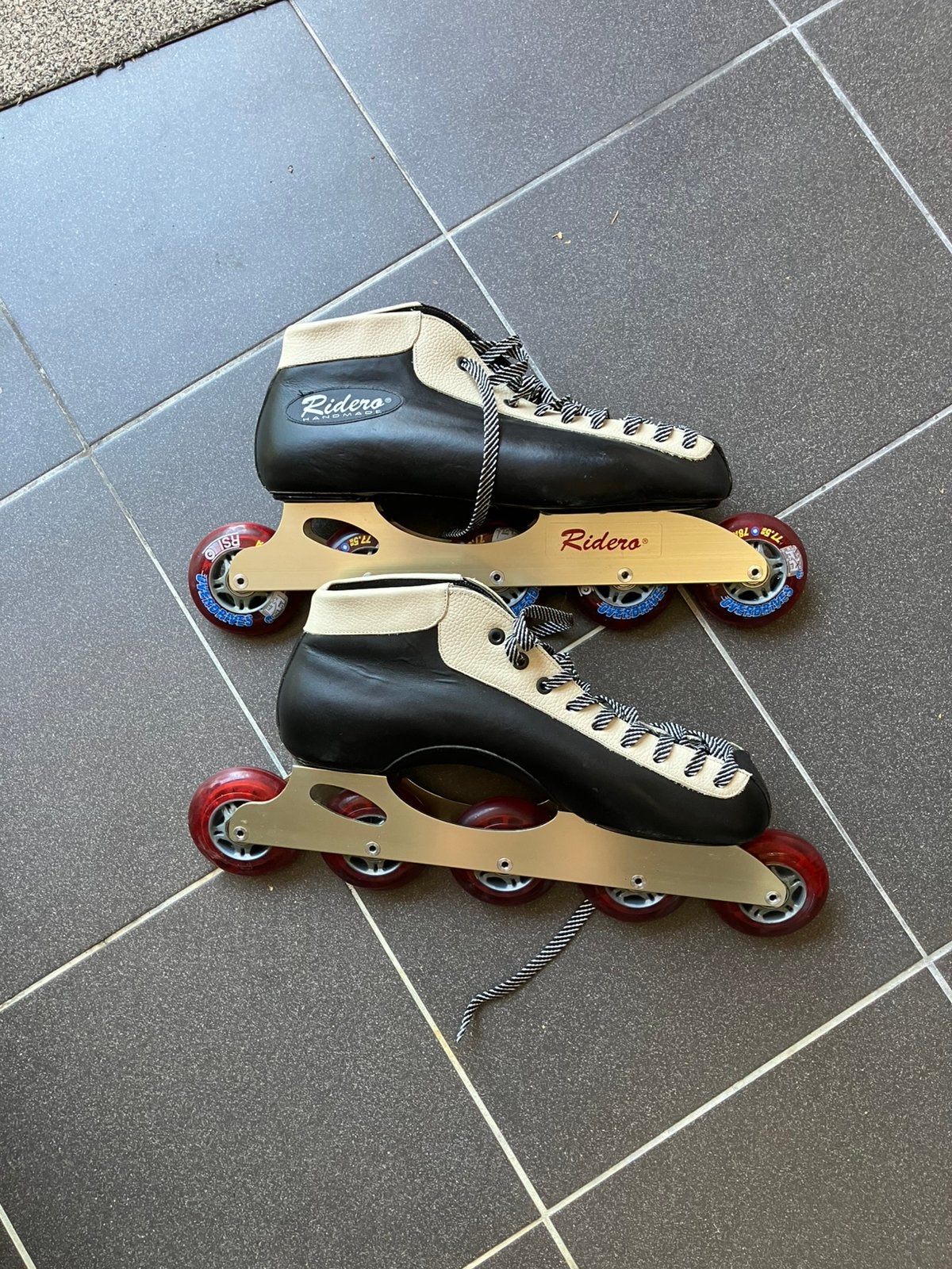 Ridero skates hand made maat 42/43, Sport en Fitness, Skeelers, Ophalen of Verzenden, Zo goed als nieuw