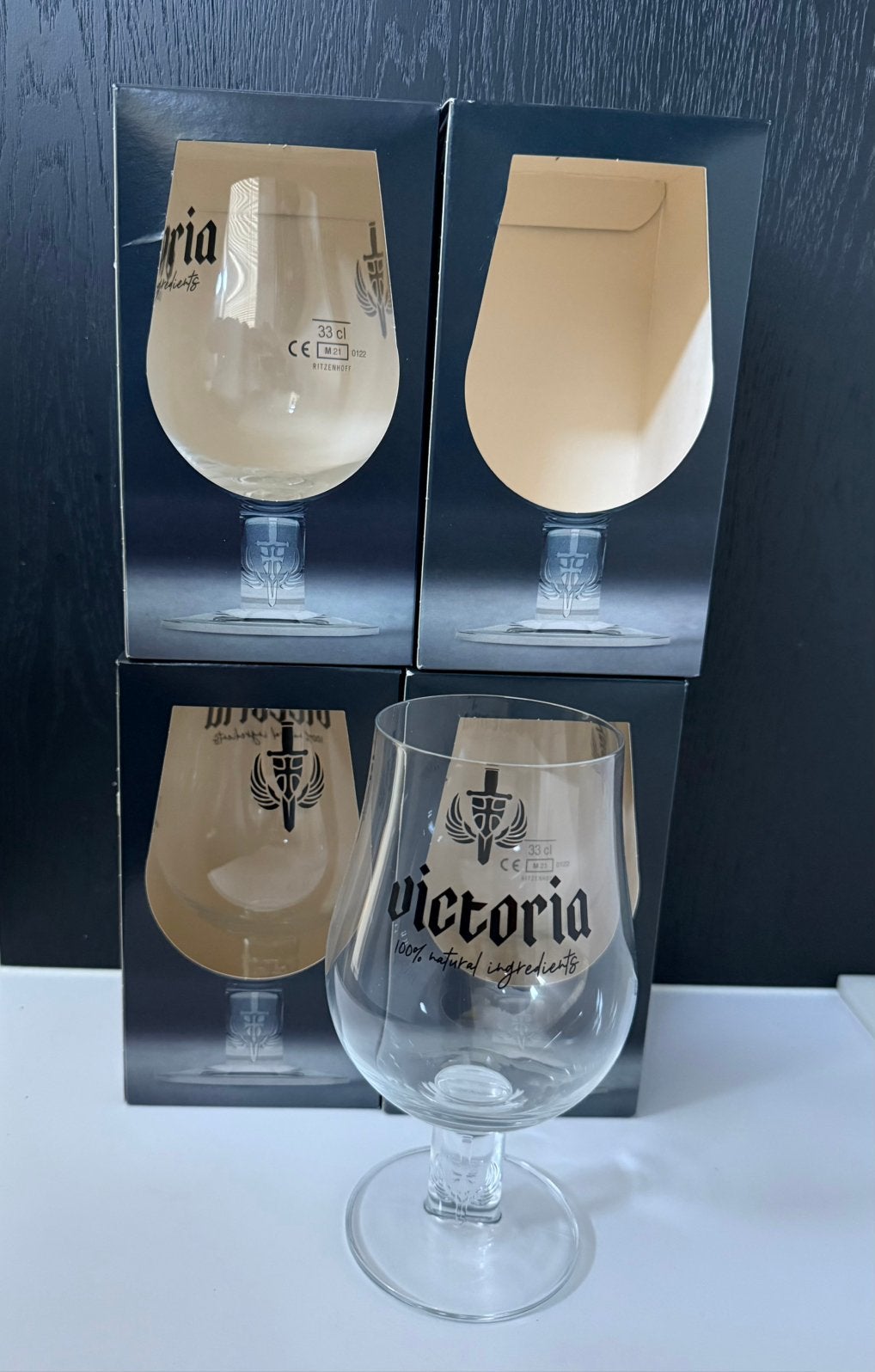 Vier Victoria glazen Nieuw!, Verzamelen, Biermerken, Ophalen of Verzenden, Nieuw, Glas of Glazen, Overige merken