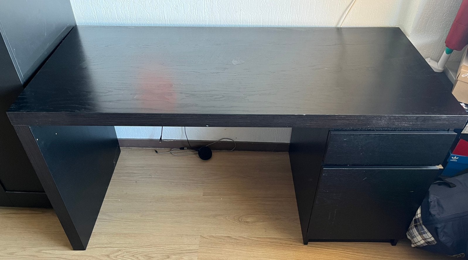 Ikea Malm Bureau, Huis en Inrichting, Bureaus, Ophalen, Zo goed als nieuw