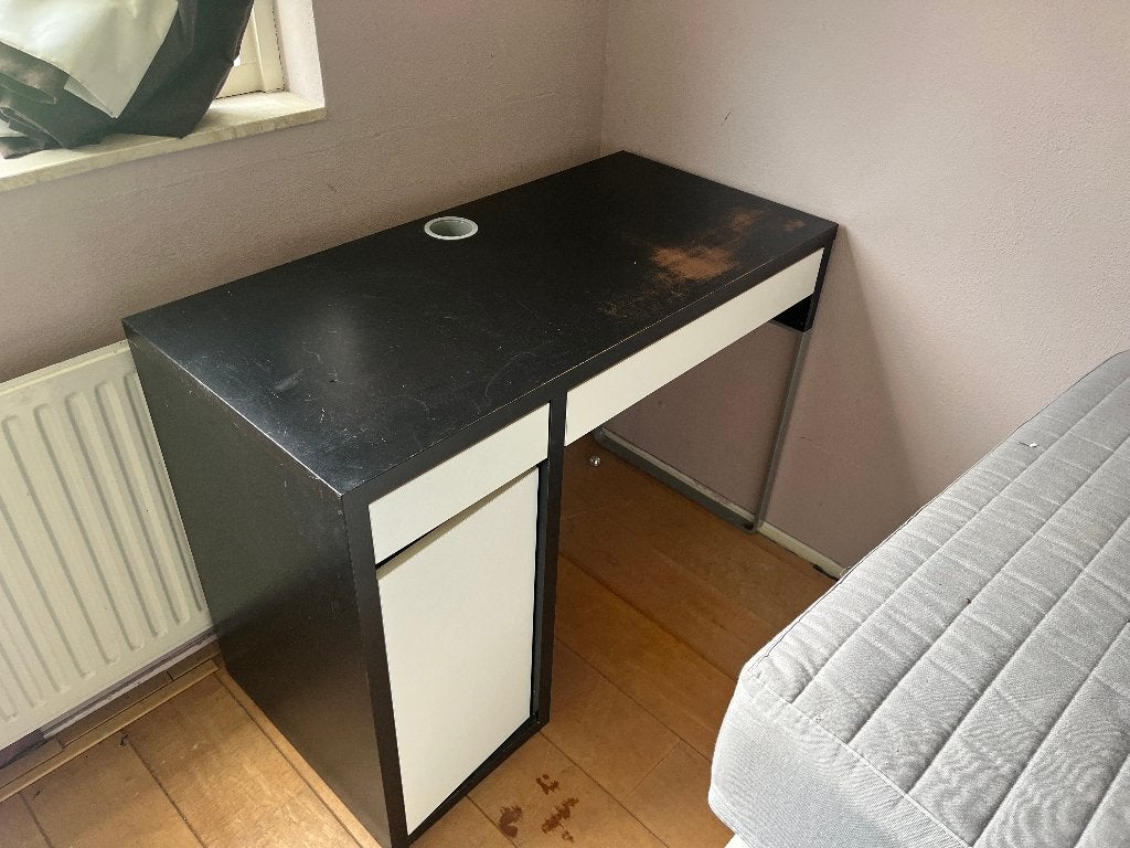 IKEA BUREAU, Huis en Inrichting, Ophalen, Gebruikt, IKEA, Computerbureau