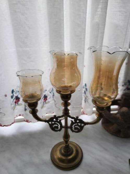 Kandelaar koper, met glazen kapjes, Antiek en Kunst, Antiek | Kandelaars, Ophalen of Verzenden, Koper of Brons