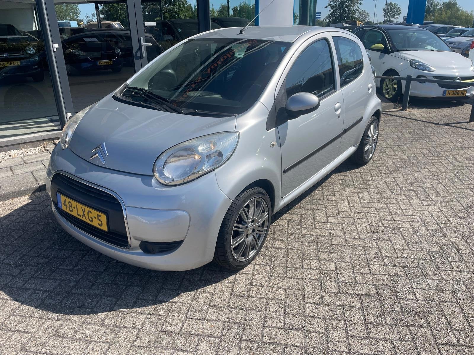 Citroen C1 1.0-12V Ambiance, Auto's, Stof, Gebruikt, Zwart, 4 stoelen