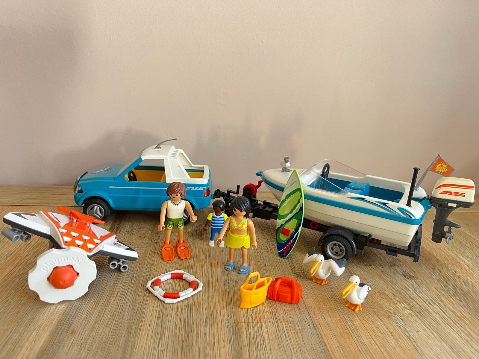 Playmobil strandvakantie set met auto, boot en figuren, Ophalen of Verzenden, Gebruikt