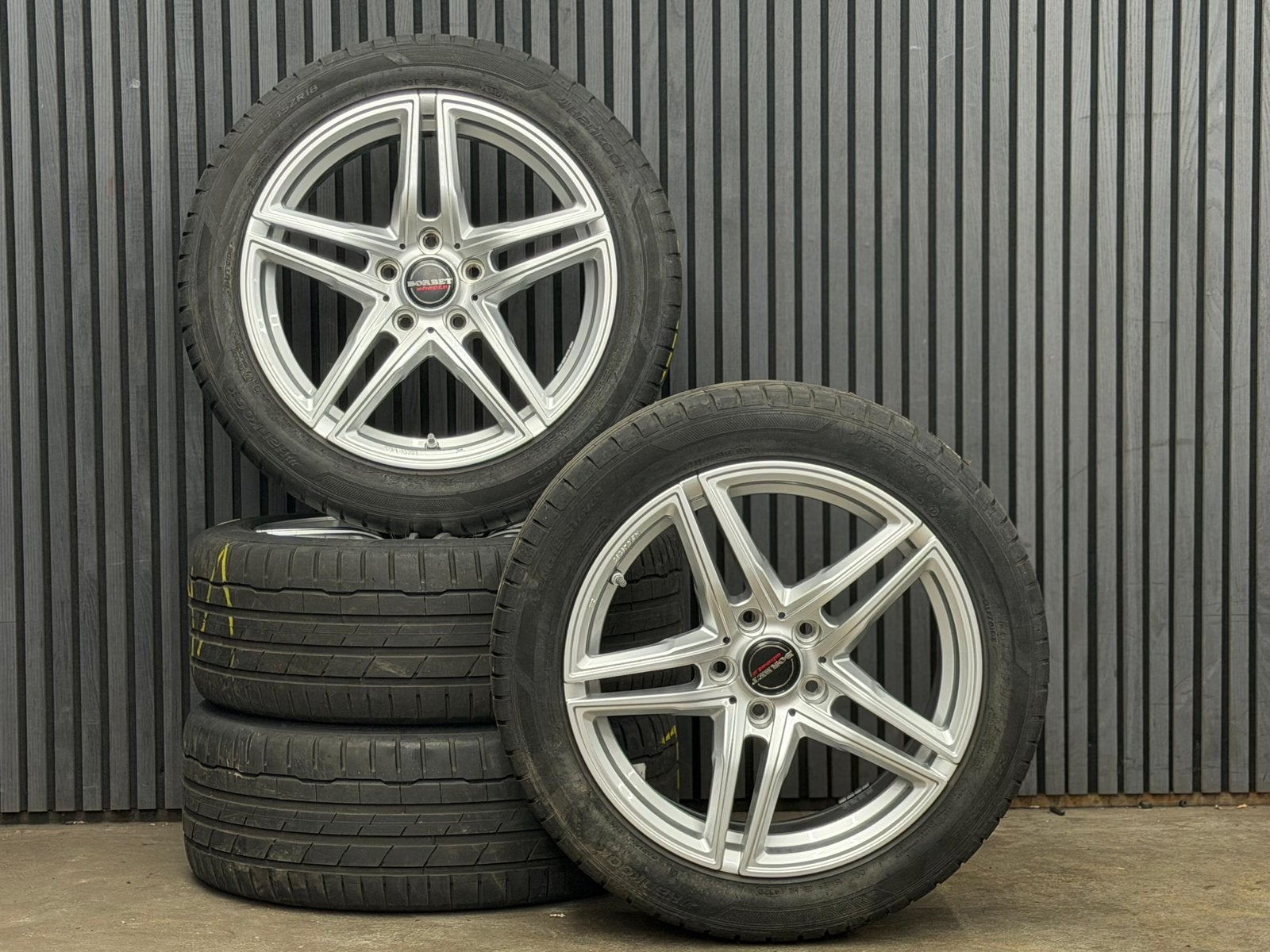 Mooie zomerset bmw F10 F11 5 serie 6mm €499,-, Ophalen, 17 inch, Zomerbanden, Band(en)