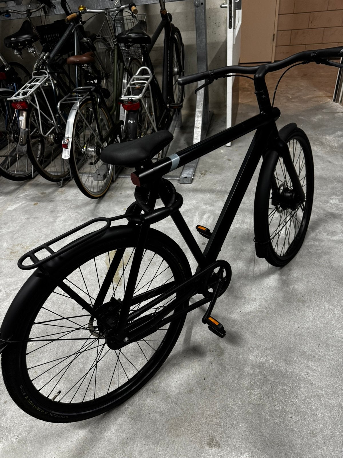 Vanmoof s3 dark 2021 37km topsnelheid, 59 cm of meer, Ophalen, Gebruikt, Overige merken