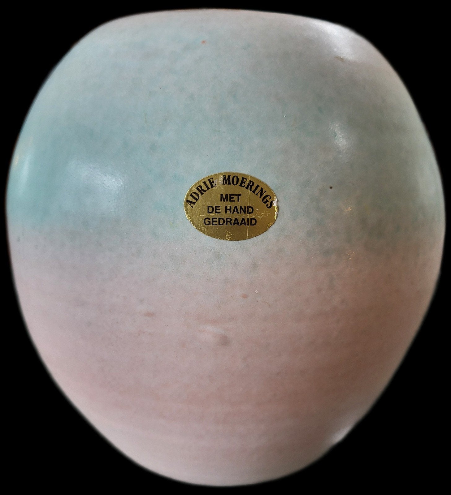 Adrie Moerings vintage keramiek bol pot/vaas bicolor pastel, Ophalen of Verzenden, Overige kleuren