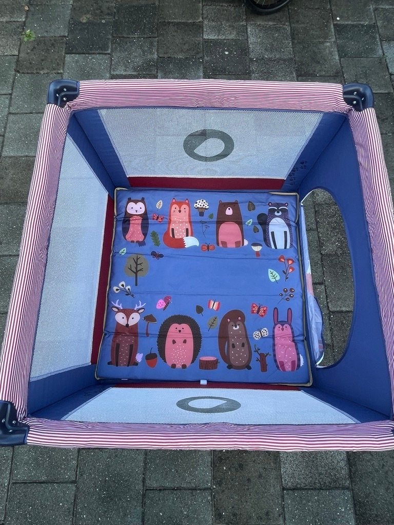 Inklapbare Box met Wieltjes - Lionelo, Kinderen en Baby's, Boxen, Ophalen of Verzenden, Gebruikt, Vierkant, Wieltjes