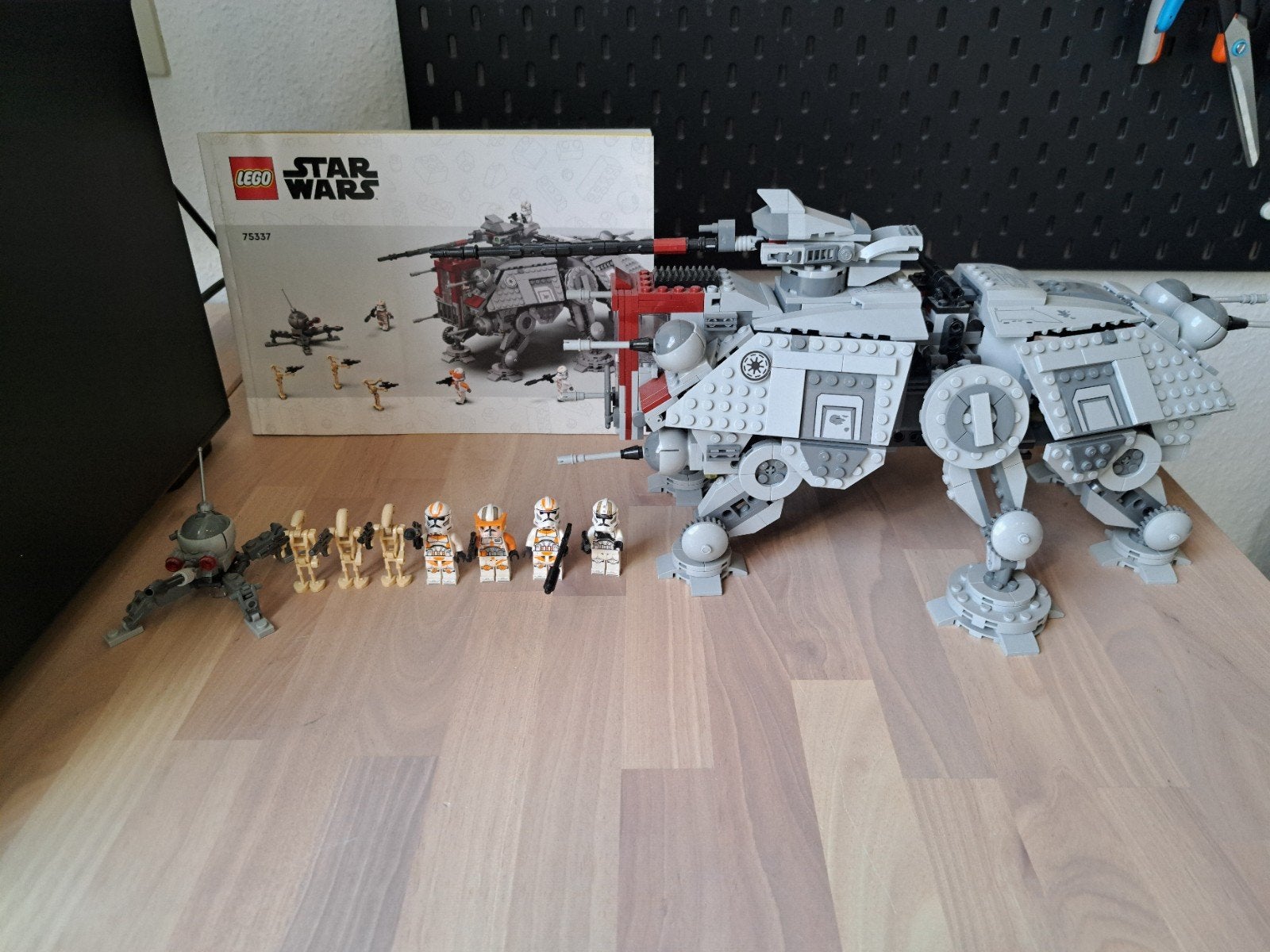 LEGO Star Wars 75337 AT-TE Walker met figuren en boekje, Star Wars, Lego, Ophalen of Verzenden, Zo goed als nieuw