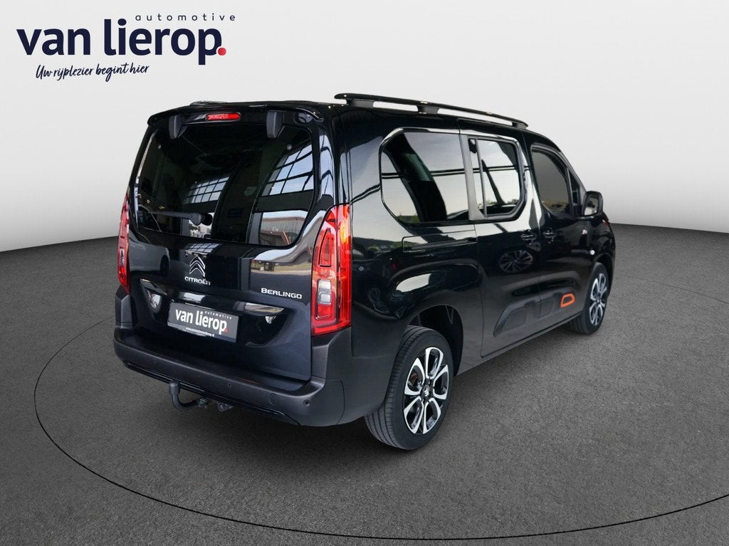 Citroen Berlingo XL 1.2 PureTech Shine 7p. TREKHAAK | 1STE E, Stof, Gebruikt, Zwart, 1199 cc