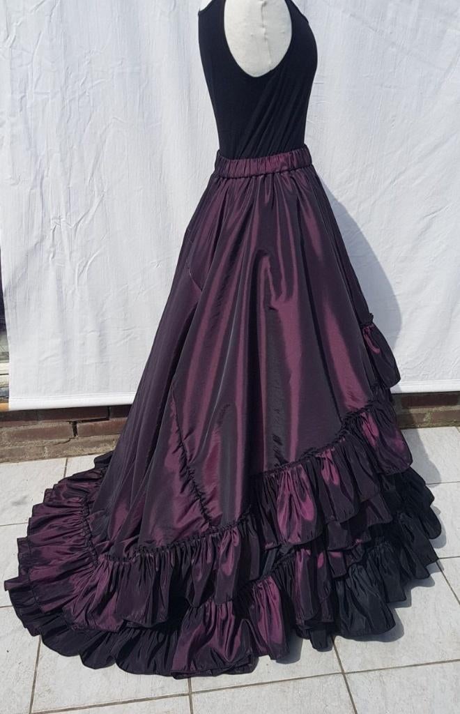 Super mooie victoriaanse rok, sleep, schootje, M / L, Kleding | Dames, Maat 38/40 (M), ., Nieuw, Ophalen of Verzenden