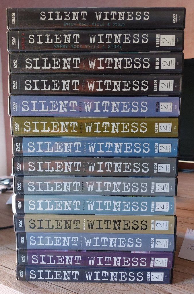 Silent Witness, Vanaf 16 jaar, Ophalen, Zo goed als nieuw