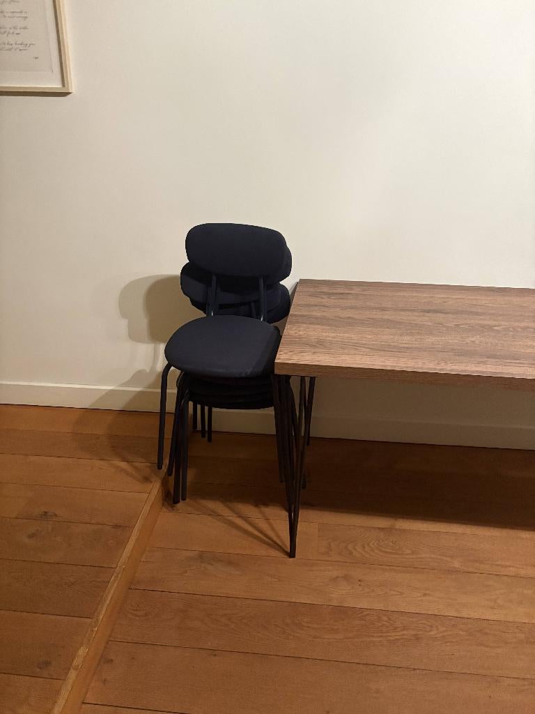 Ikea SKÅLSTA Table and 5 SANDSBERG Chairs, Huis en Inrichting, Tafels | Eettafels, Ophalen, 100 tot 150 cm, Nieuw, 50 tot 100 cm