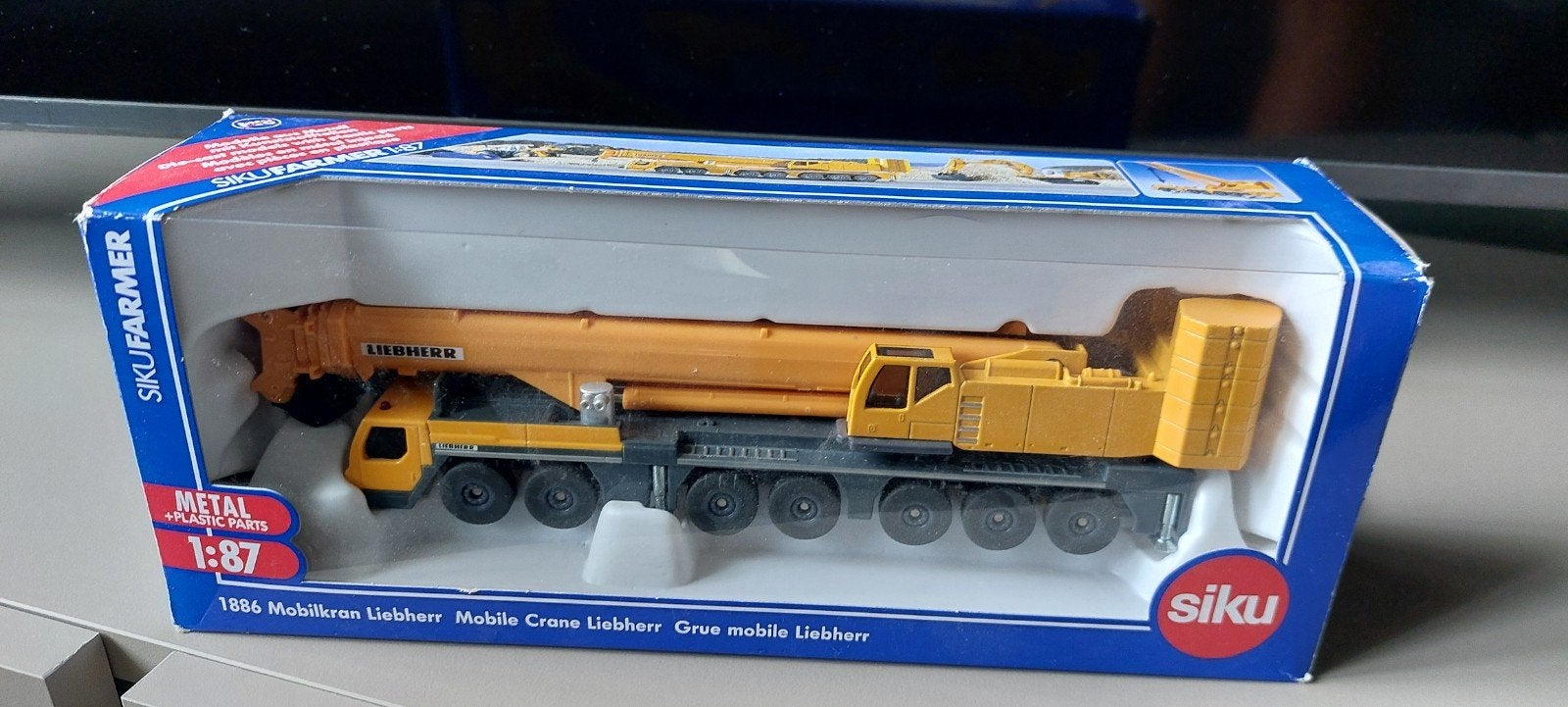 Siku Farmer 1886 Liebherr Mobiele Kraan 1:87, Ophalen of Verzenden, Nieuw