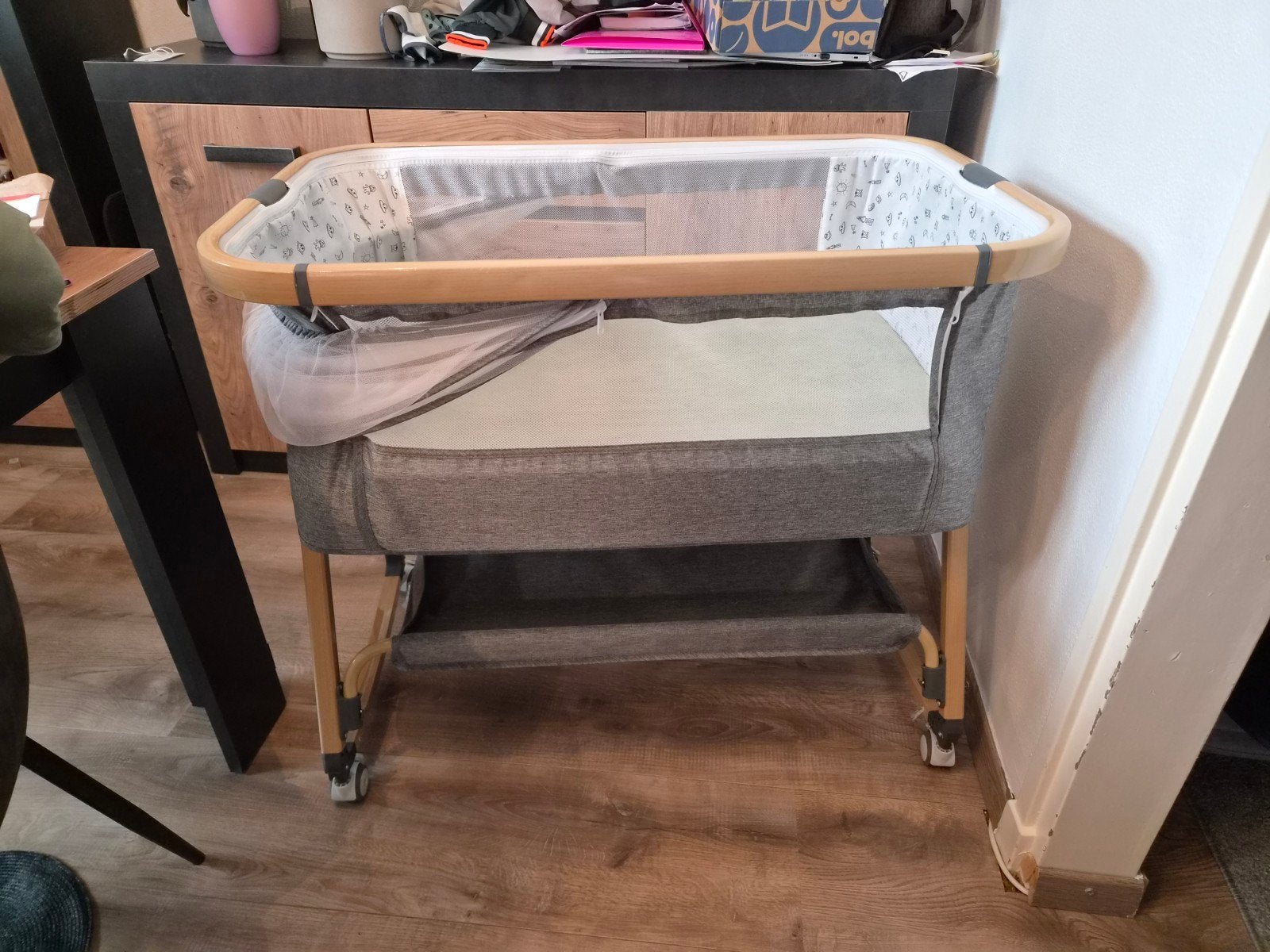 Co-sleeper/Wieg met wieltjes en matrasje, Ophalen, Zo goed als nieuw, Wieg