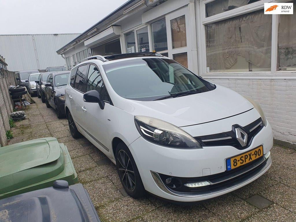 Renault Grand Scénic 1.5 dCi Bose 7x persoons met panoramad, Voorwielaandrijving, Euro 5, Gebruikt, 4 cilinders