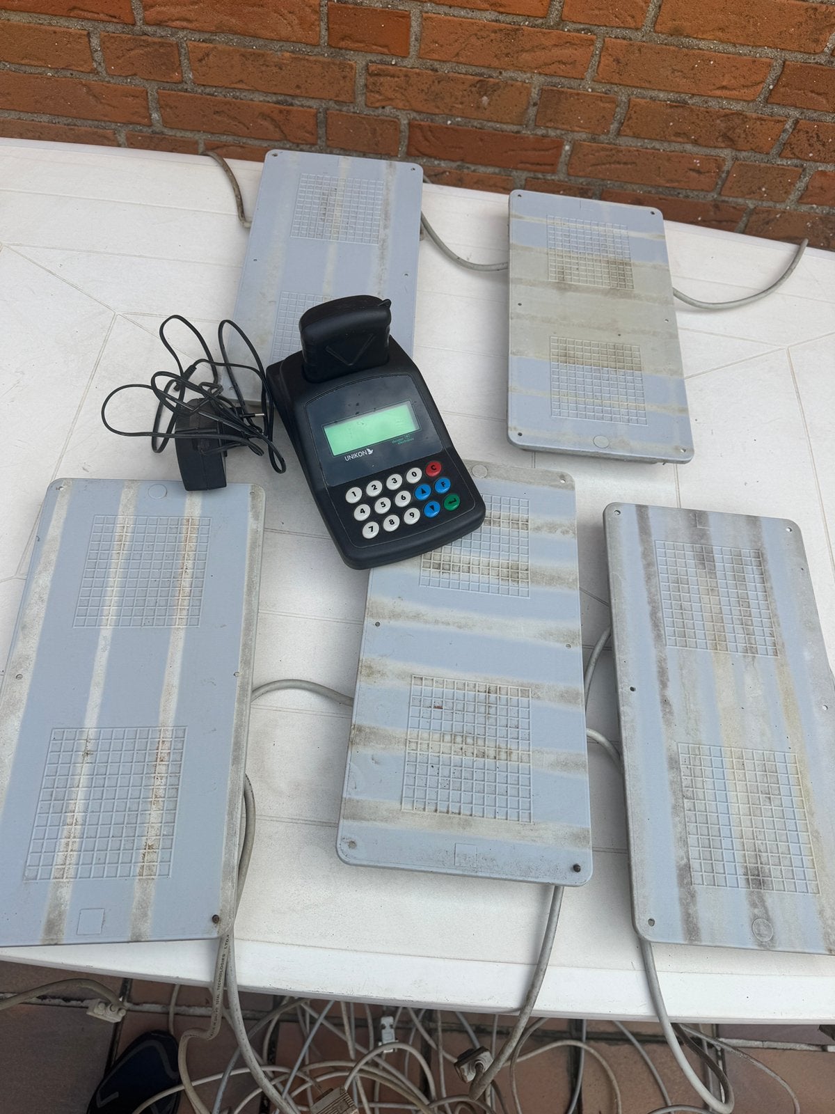 Unikon duivenklok Champ met 5 antennes, Dieren en Toebehoren, Meerdere dieren, Postduif