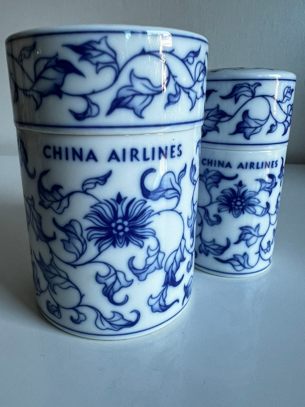 2 China Airlines Porselein Chinoiserie Opbergpotten  1977, Verzamelen, Ophalen of Verzenden, Zo goed als nieuw, Overige typen