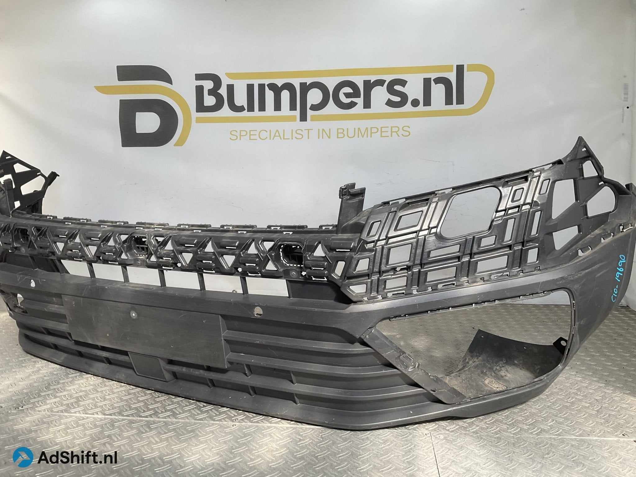 Bumper Volkswagen Crafter 7C0 17-22 7C0807221 Voorbumper C10, Bumper