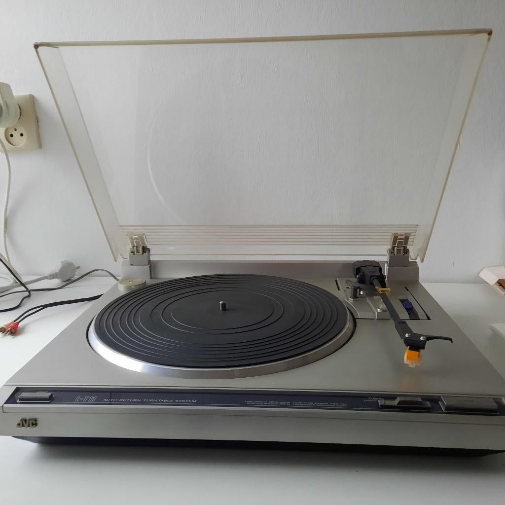 platenspeler JVC L - T 11, Overige merken, Gebruikt, Pitch-regelaar, Ophalen of Verzenden