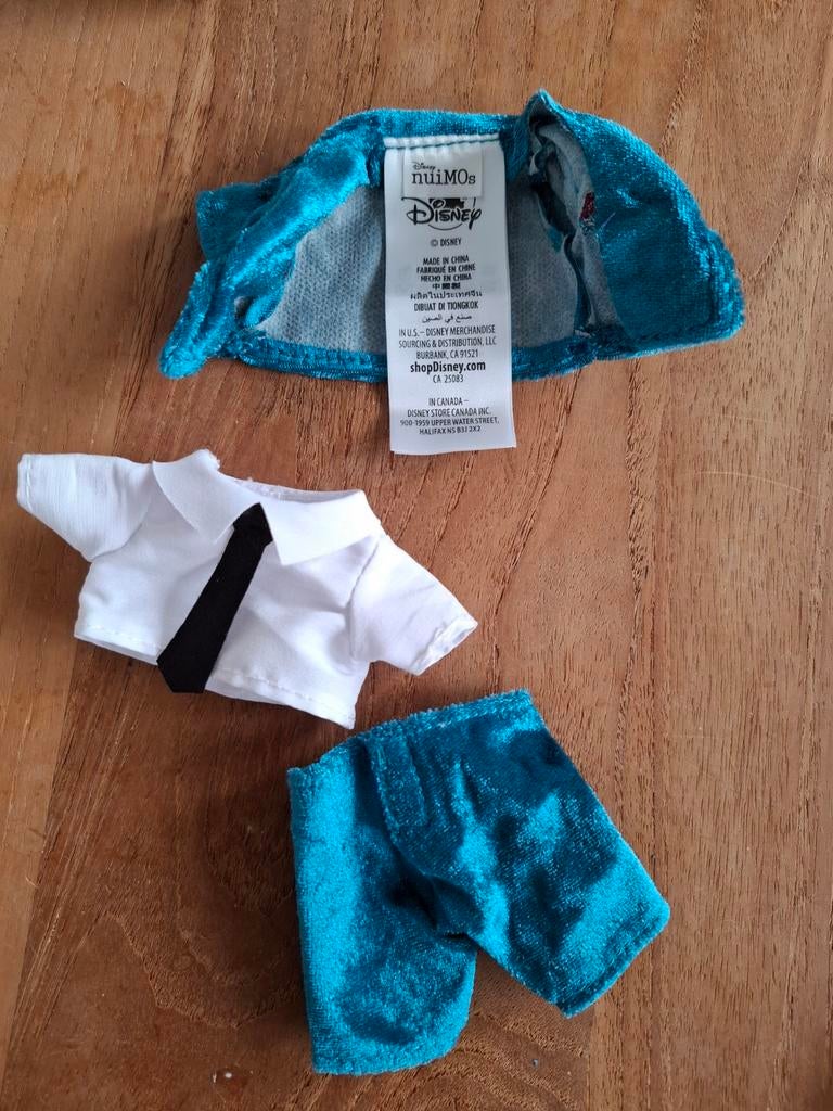 Disney nuiMOs kleding set - wit overhemd en blauw pakje, Verzamelen, Disney, Verzenden, Zo goed als nieuw, Kleding of Textiel