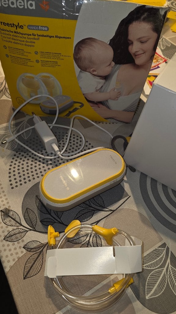Medela freestyle handsfree borstkolf, Kinderen en Baby's, Draagbaar, Medela, Borstkolf, Ophalen of Verzenden
