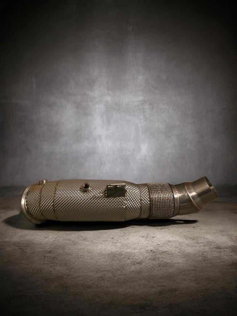 B58 5.2 inch decat bmw Downpipe -en 200 cell sport kat, Ophalen of Verzenden
