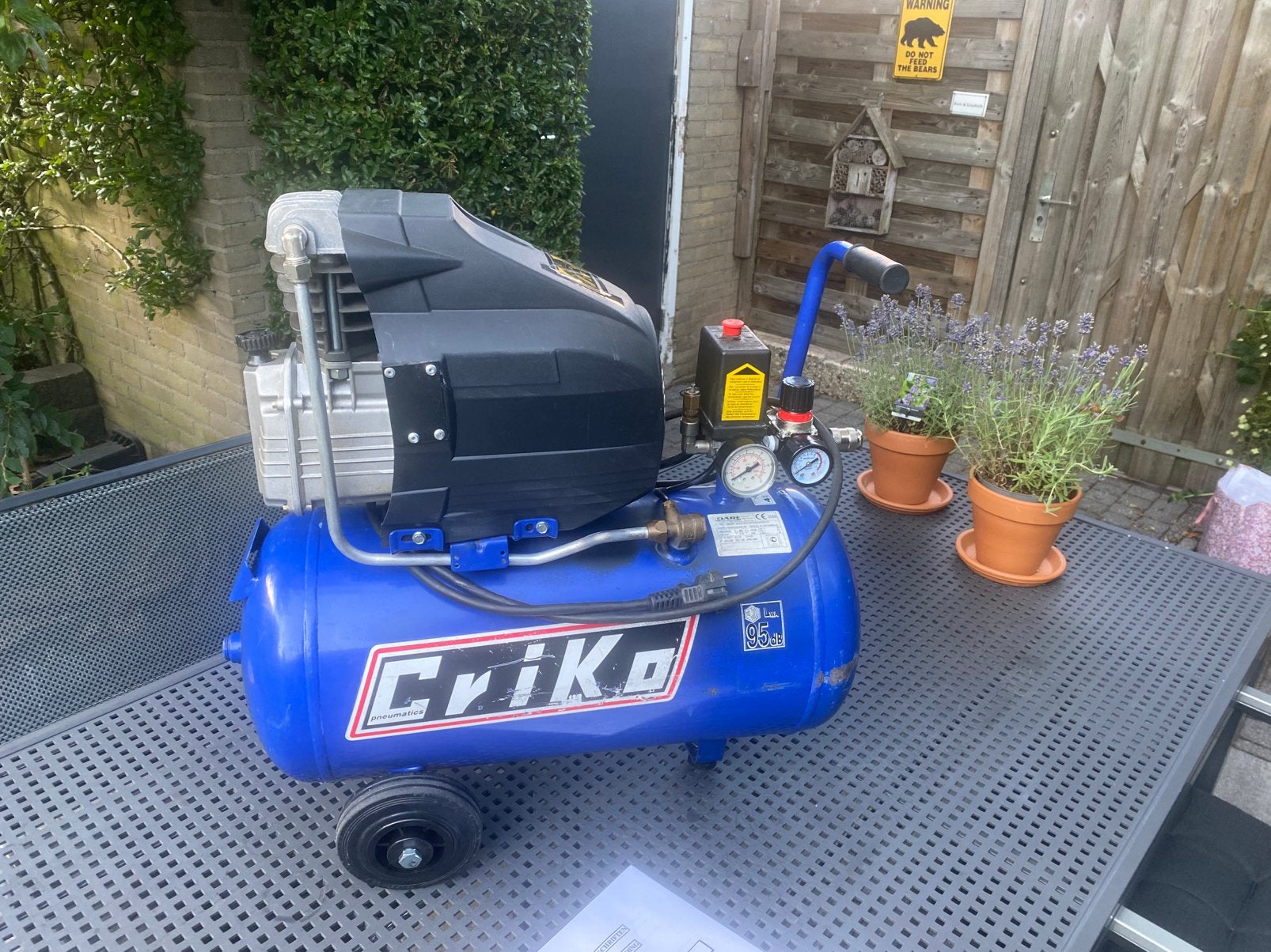Criko compressor 25/20 HP2  MV230/50SM, 6 tot 10 bar, Ophalen of Verzenden, Zo goed als nieuw, Minder dan 200 liter/min