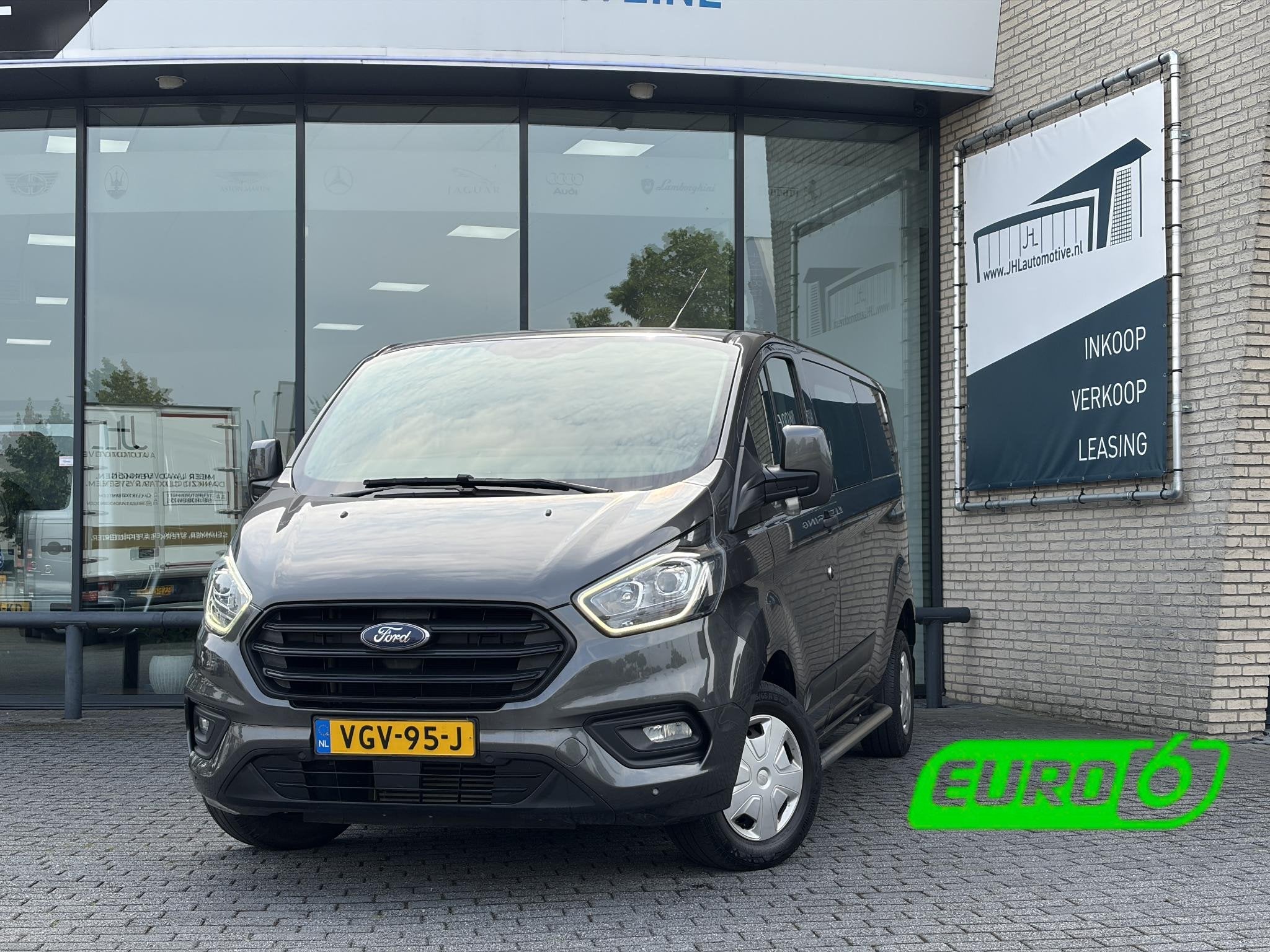 Ford Transit Custom 300 2.0 TDCI L2H1*DC*A/C*CRUISE*HAAK*STO, Euro 6, 4 cilinders, 2800 kg, Origineel Nederlands