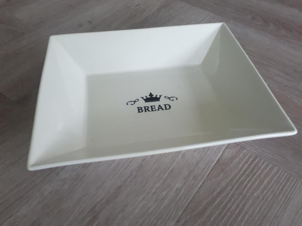 Keramieken broodschaal (evt. met bordjes), Keramiek, Ophalen of Verzenden, Overige stijlen, Schaal of Schalen