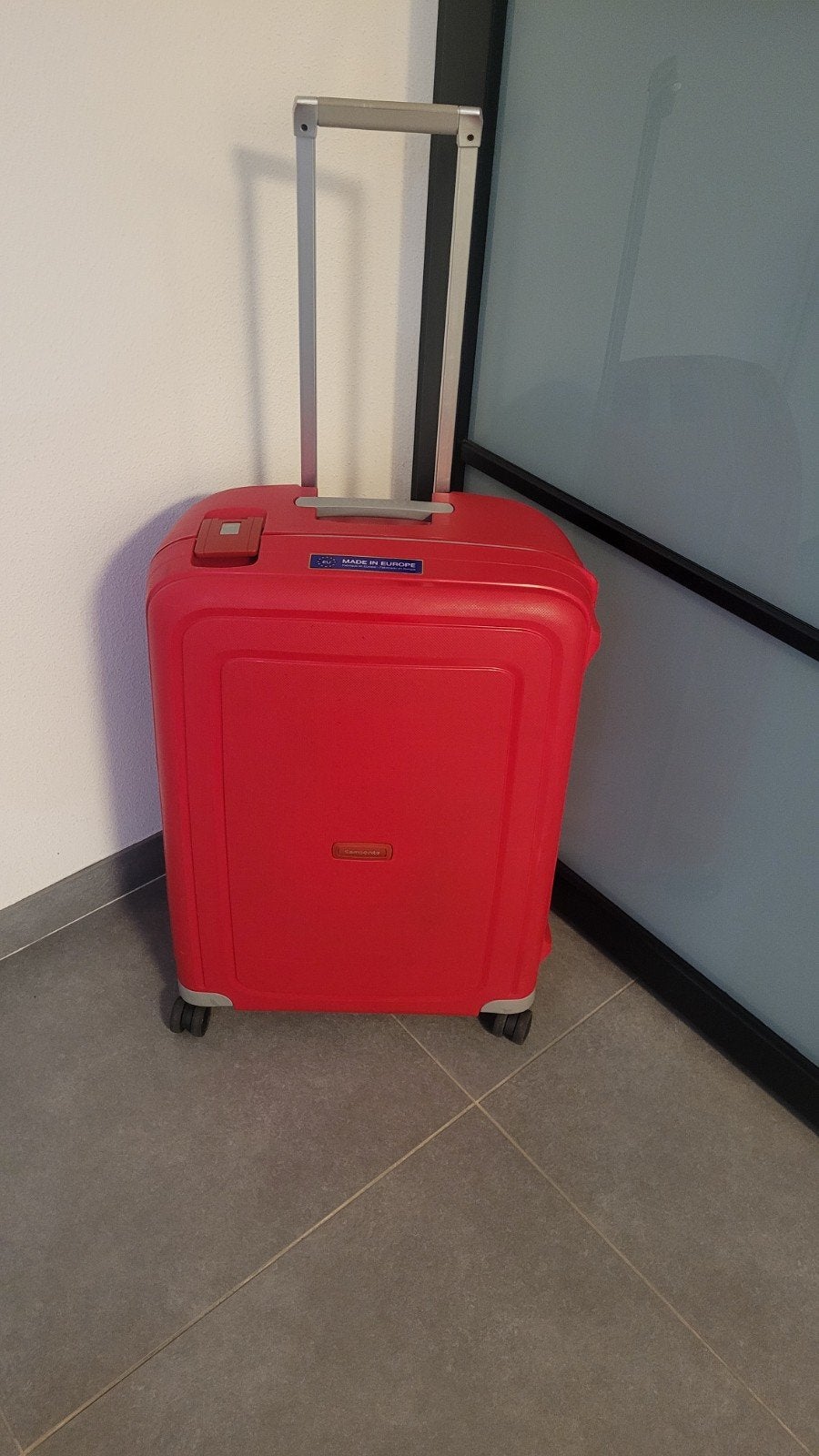 Samsonite S'Cure Spinner 69cm Crimson Red - Z.G.A.N., Hard kunststof, 45 tot 55 cm, Zo goed als nieuw, Wieltjes