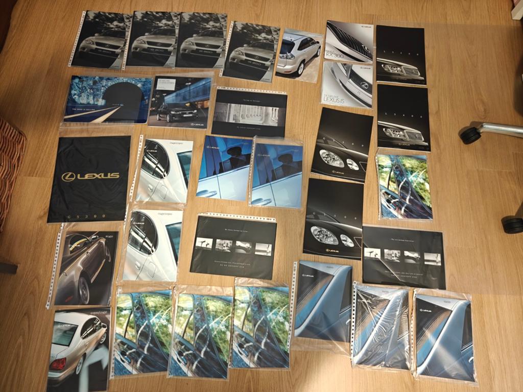 Verzameling Lexus auto brochures/ folders 31 brochures, Ophalen of Verzenden, Zo goed als nieuw, Overige merken, Lexus