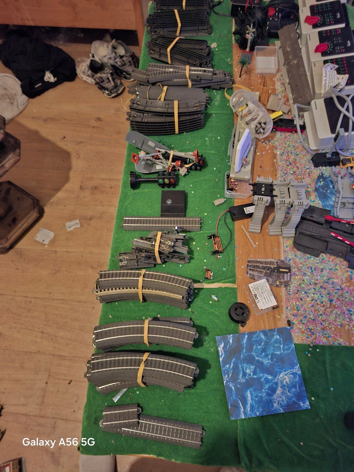 Märklin C-rails Treinbaan met uitgebreide toebehoren, Hobby en Vrije tijd, Wisselstroom, Gebruikt, Overige typen, Ophalen of Verzenden