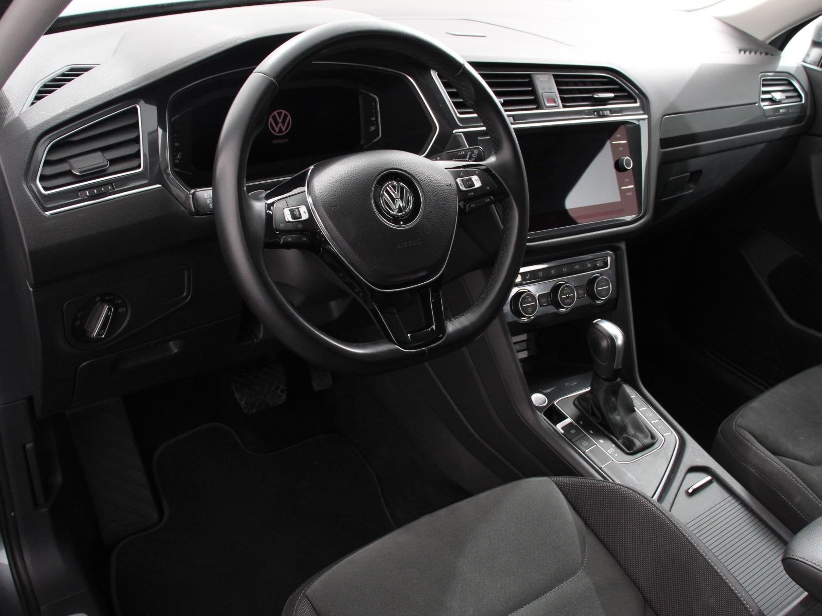 Volkswagen Tiguan Allspace 1.5 TSI Highline All-space 7p. Pa, Auto's, Volkswagen, 4 cilinders, 150 pk, 7 stoelen, 14 km/l
