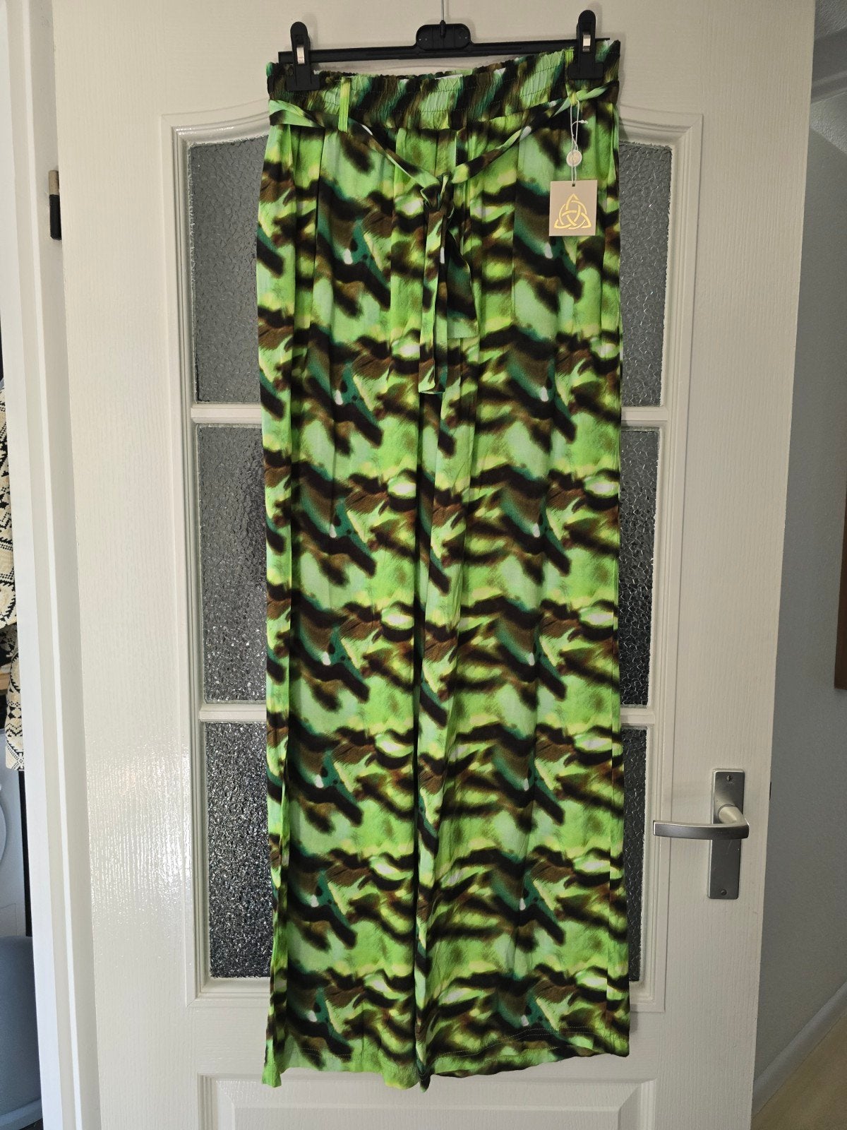 Nieuw maicazz broek M groen, Ophalen of Verzenden, Nieuw, Groen, Lang