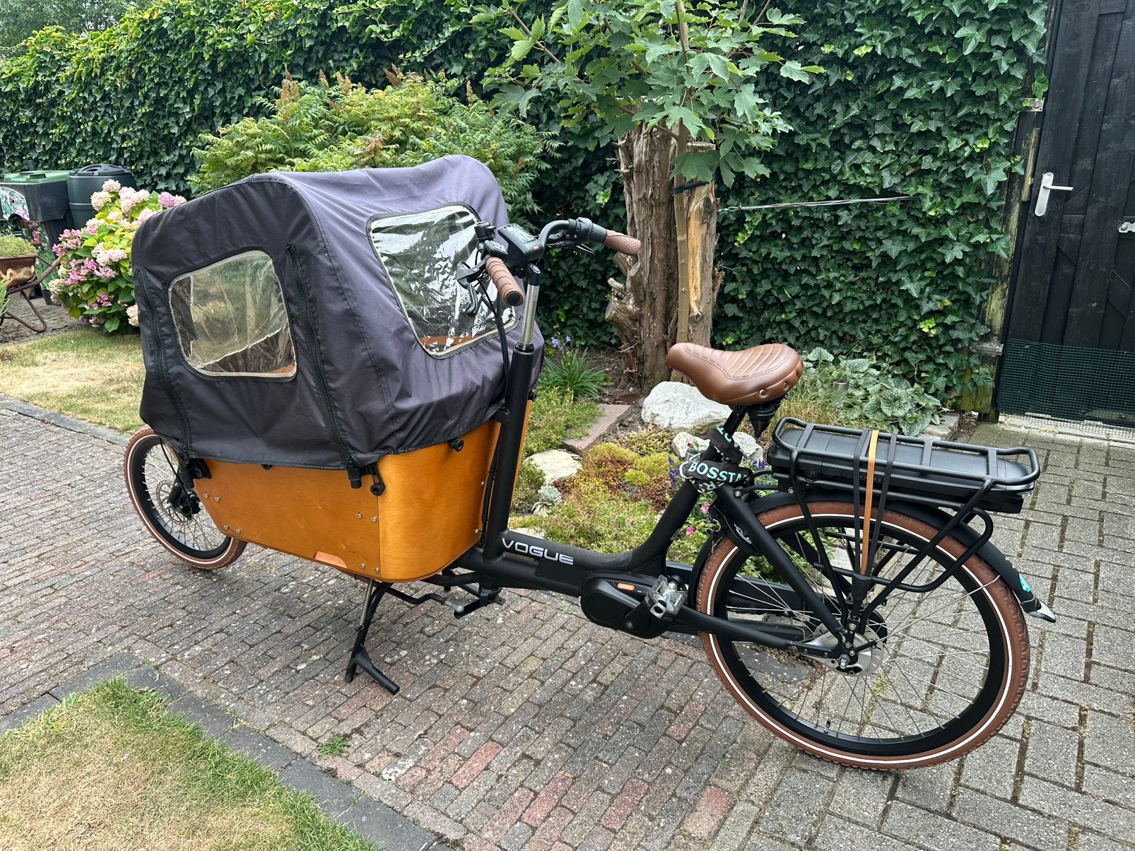Vogue Bakfiets, Ophalen of Verzenden, Zo goed als nieuw, 4 kinderen of meer, Huif