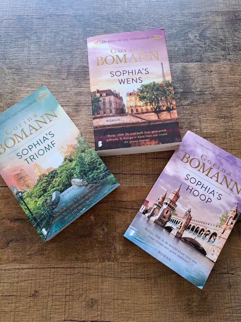 Corina Bomann - Sophia's Hoop, Wens, Triomf (3 boeken), Boeken, Romans, Ophalen of Verzenden, Gelezen, Corina Bomann, Europa overig