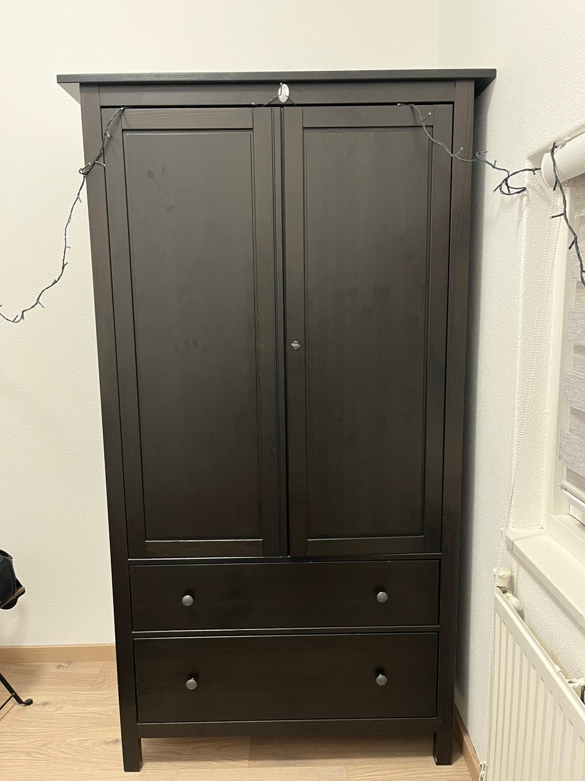 Ikea hemnes kleerkast, Met deur(en), 100 tot 150 cm, Ophalen of Verzenden, Zo goed als nieuw