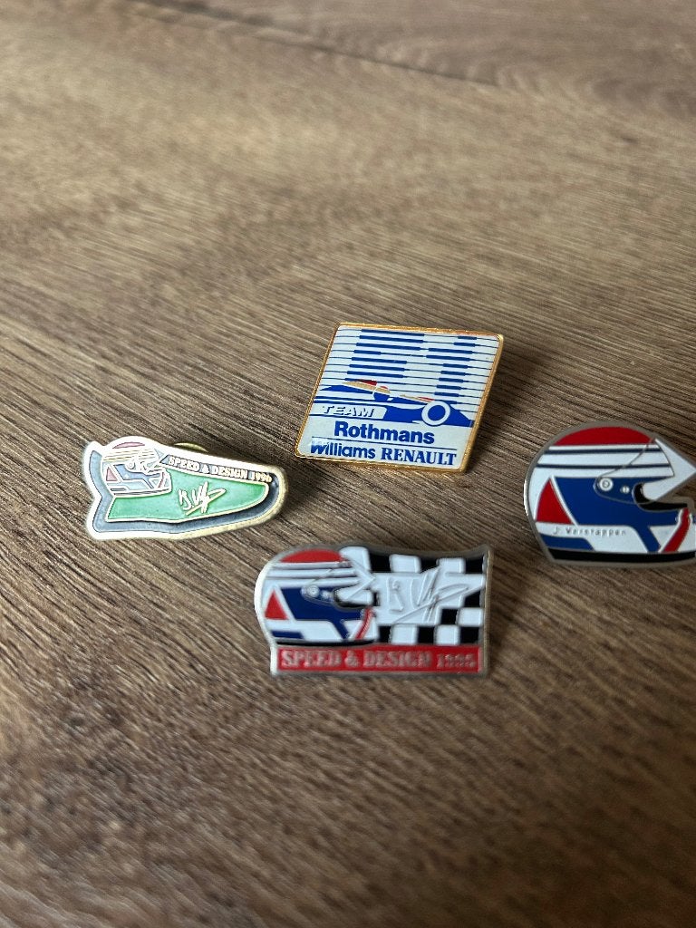 Formule 1 speldjes, Verzamelen, Ophalen of Verzenden, Zo goed als nieuw, Sport, Speldje of Pin