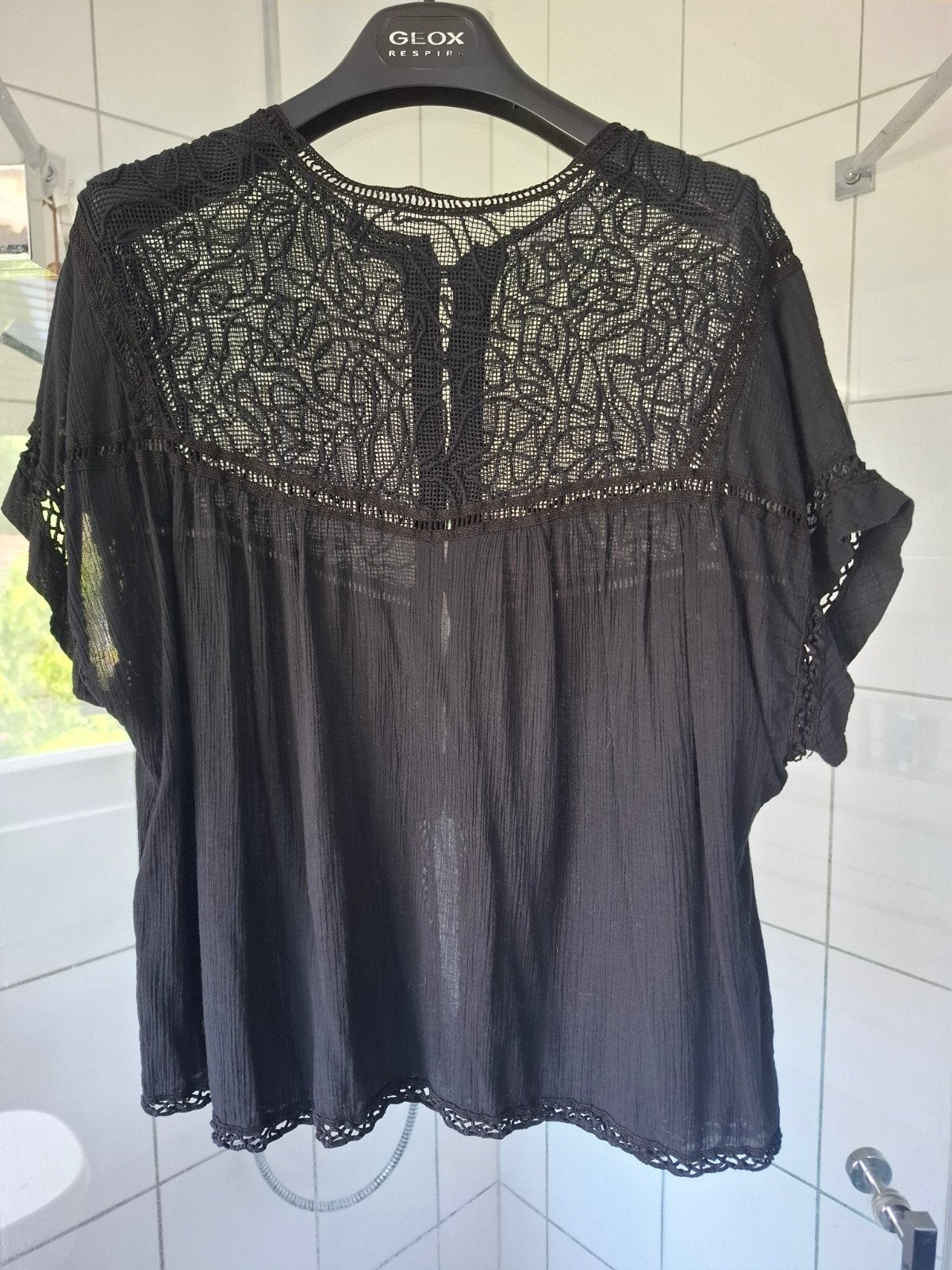 Prachtig blousje van Pomandère met kant, Kleding | Dames, Blouses en Tunieken, Zwart, Ophalen of Verzenden, Zo goed als nieuw
