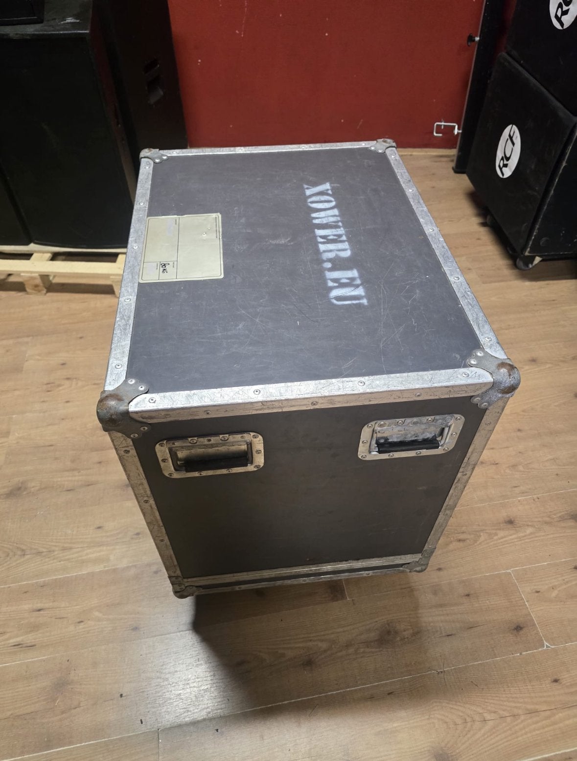 Stevige Flightcase met wielen, Muziek en Instrumenten, Behuizingen en Koffers, Ophalen, Gebruikt, Overige instrumenten, Flightcase