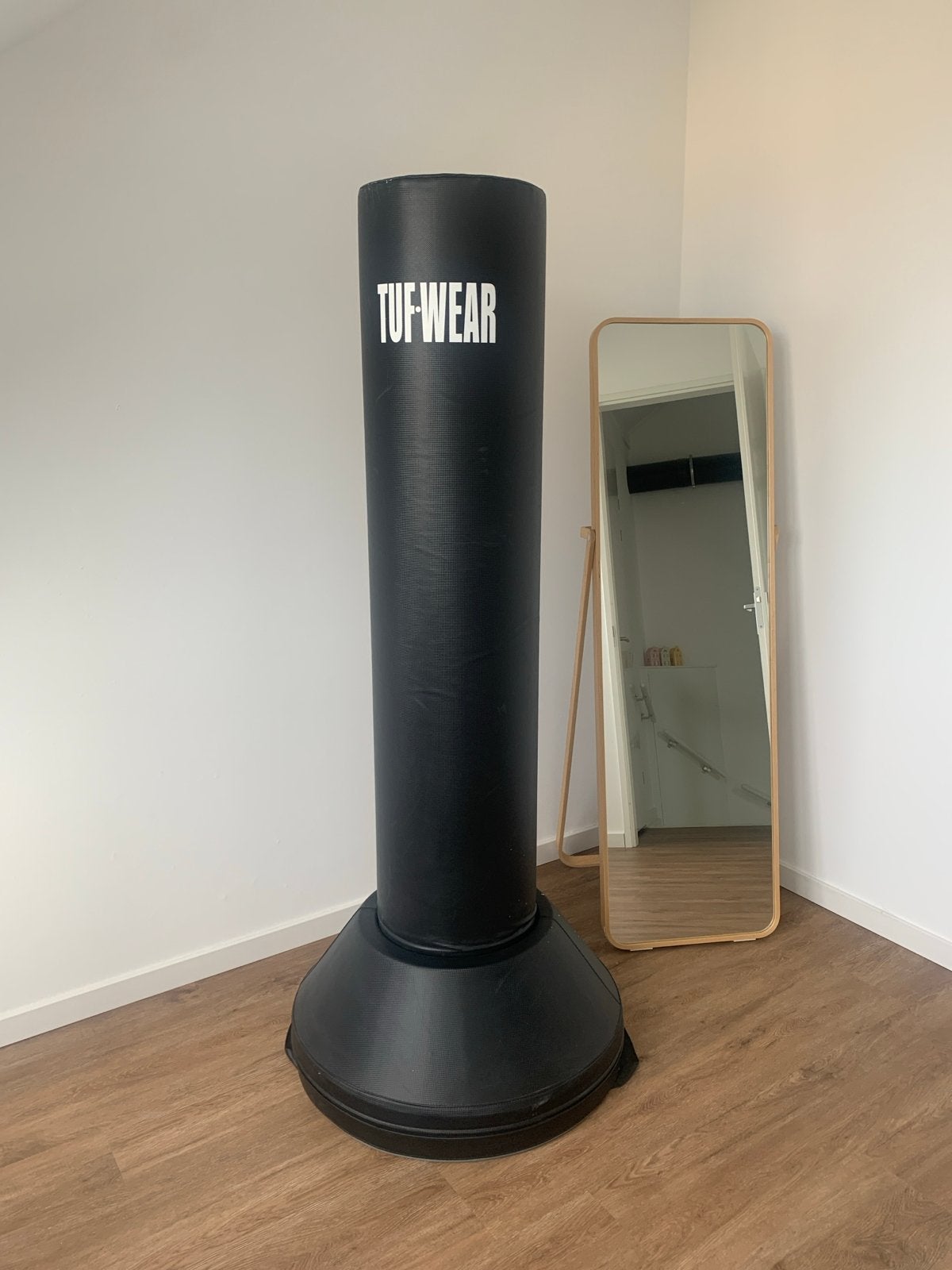 Tuf-wear staande bokszak - Ideaal voor thuistraining, Sport en Fitness, Ophalen, Gebruikt, Bokszak