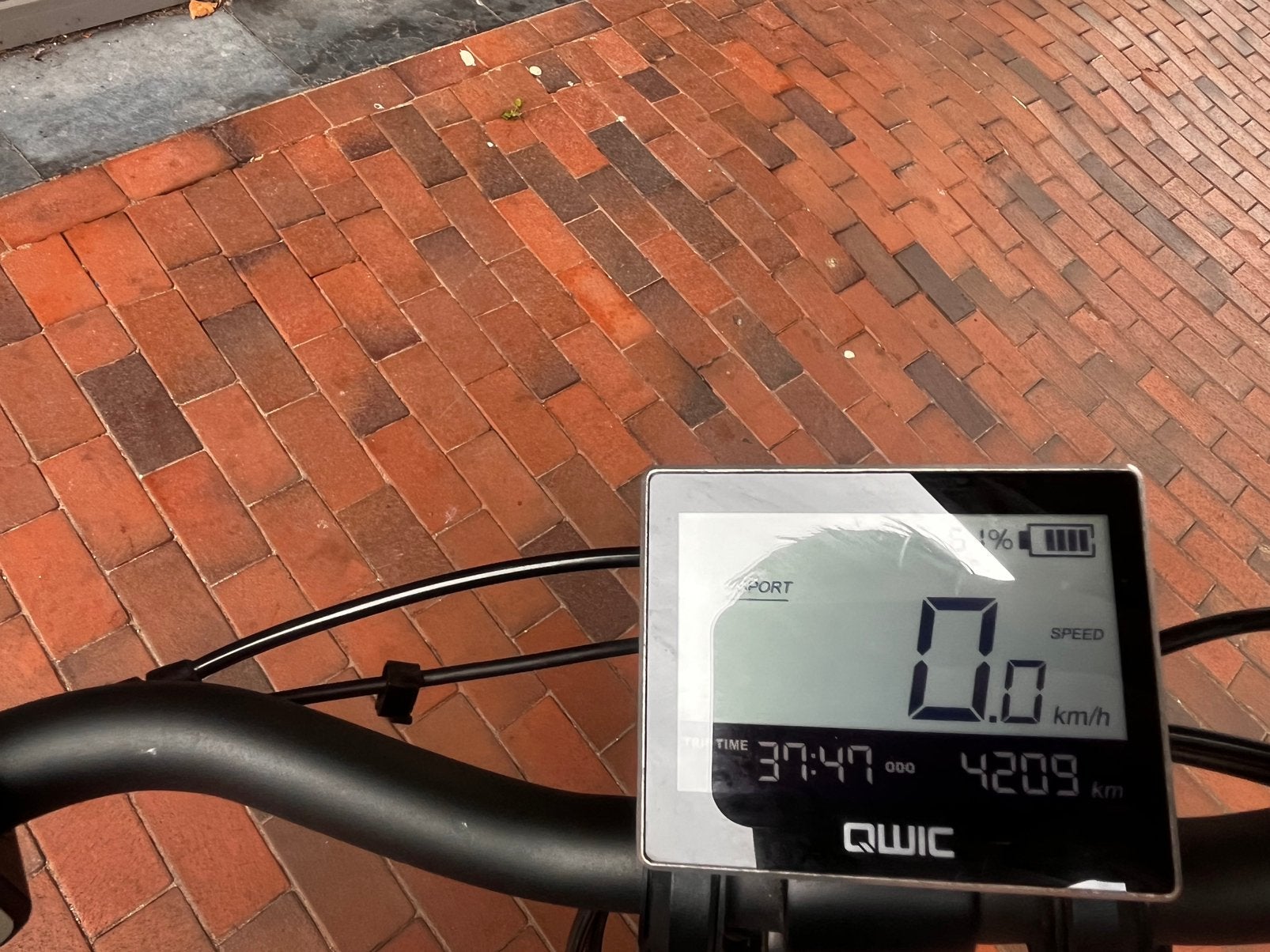 Qwic Premium elektrische fiets middenmotor, 47 tot 50 cm, Ophalen, Zo goed als nieuw, Overige merken